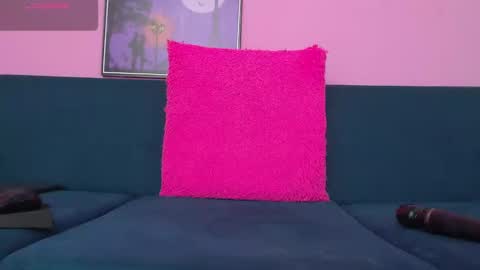 camila online show from March 5, 12:11 pm