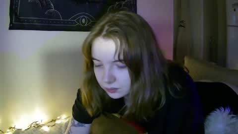 Lilly online show from February 11, 2:24 pm