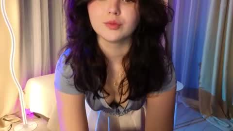lollyy_pop online show from June 12, 2:54 am
