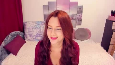 LoloMercier online show from February 22, 9:39 pm