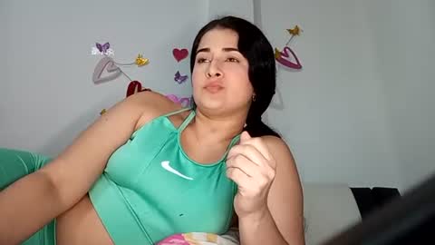 estehfania online show from July 16, 10:33 pm