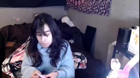 londonray online show from February 18, 6:13 am