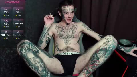 Chris online show from December 1, 4:05 pm