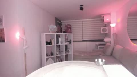 SABRINA online show from February 10, 11:45 pm