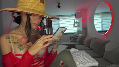 SABRINA online show from January 13, 9:52 pm