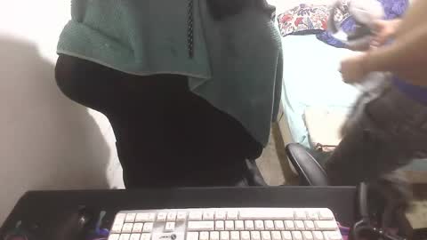 Marvin Santiago online show from April 19, 3:29 am