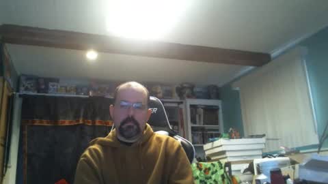 longandcut99 online show from March 16, 4:44 pm