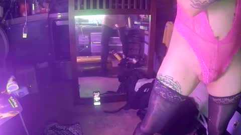 longbeachcd69 online show from January 8, 8:42 am