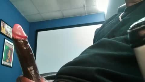 Snapshot of longblack37 chatting on March 1, 3:38 pm slim reaper online show from March 1, 3:38 pm