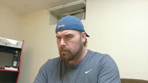 longhairedfreak1921 online show from October 5, 6:15 pm