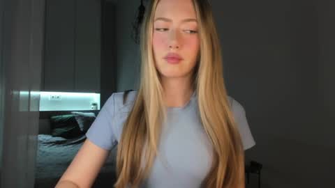 Eva online show from December 4, 1:47 pm