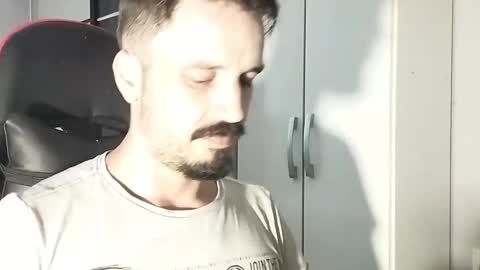 Lucas online show from March 7, 12:45 pm