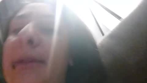 loolaunshaved online show from November 19, 9:35 pm