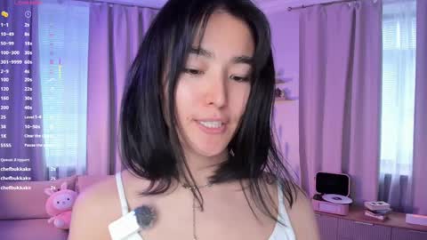 Lora control 2 min for every new Fan Club subscriber online show from April 23, 8:55 am