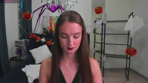 Ur sensual Lora online show from October 28, 7:53 am