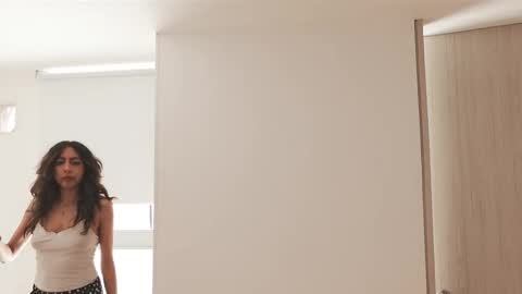 Deborah Daz online show from February 27, 5:16 pm