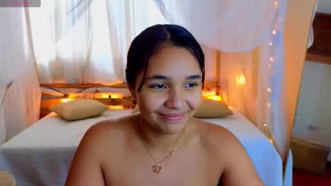 loreanis online show from October 27, 7:58 pm