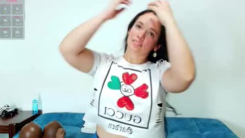 Loren Grey online show from February 4, 8:35 pm