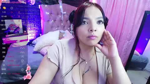 Loren online show from October 26, 8:08 pm