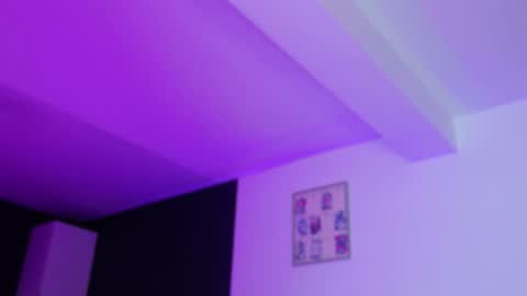 Amelia online show from December 2, 5:04 am