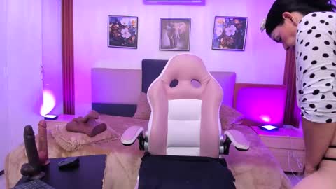 Snapshot of loress_ass_mature chatting on September 29, 3:05 am lorena online show from September 29, 3:05 am