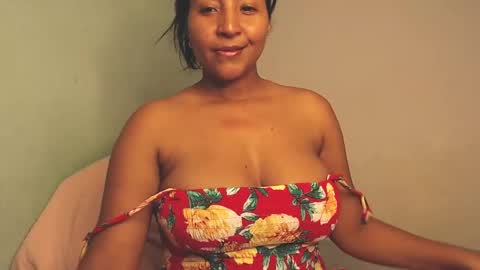 Snapshot of loretta_ chatting on January 16, 12:45 am Loretta Gmez online show from January 16, 12:45 am