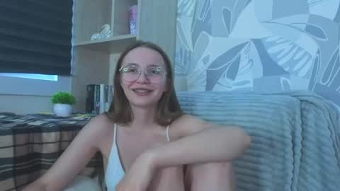 lorettedarsi online show from July 5, 4:19 am
