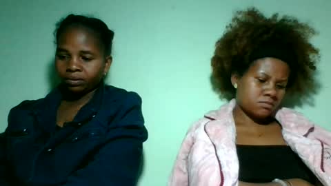 lorienne98 online show from June 14, 2:24 am