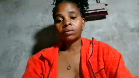 lorienne98 online show from August 2, 11:39 pm