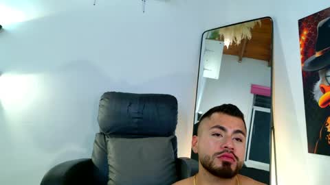 JUAN  JUAN online show from March 27, 8:26 am