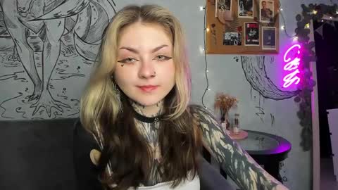 lostallice online show from March 11, 9:13 am