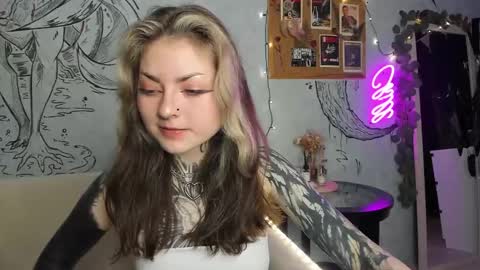 lostallice online show from January 25, 6:01 am