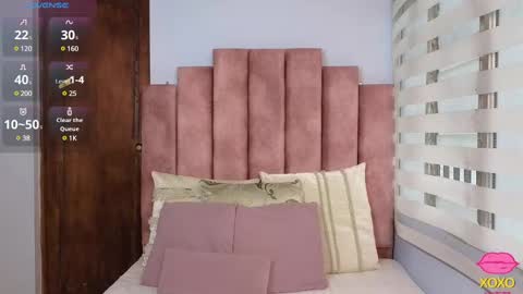  Lou Rosse  online show from March 5, 9:15 pm