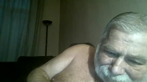 louis_chokdee online show from January 5, 3:55 pm