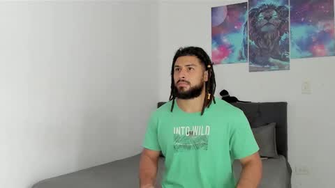 louis_marley_ online show from January 14, 7:11 pm