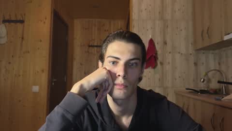 Snapshot of louis_preston chatting on November 1, 4:39 pm Mark online show from November 1, 4:39 pm