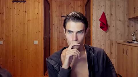 Snapshot of louis_preston chatting on September 9, 2:39 pm Mark online show from September 9, 2:39 pm