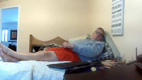 loumtl3 online show from June 14, 1:24 pm