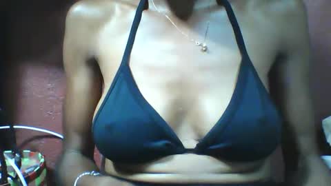 lovaelisa online show from February 11, 4:00 pm