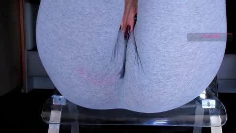 Kira online show from April 4, 2:46 pm