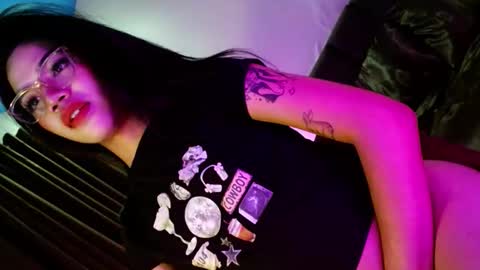 Seren online show from October 29, 1:35 pm