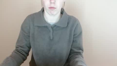 Vivian online show from April 7, 11:01 am