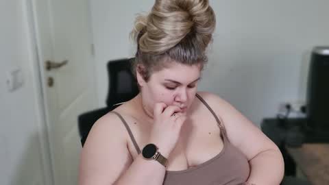 Ally online show from December 16, 7:58 am