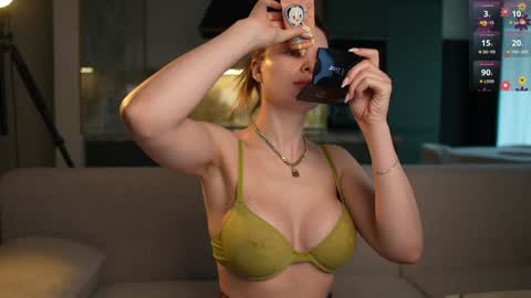 love you to123 online show from September 19, 6:50 am