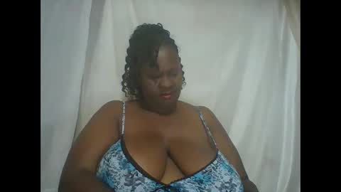 Lynn online show from November 25, 10:19 pm