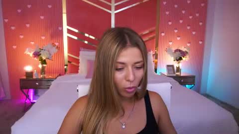 loveedove online show from July 28, 2:13 pm