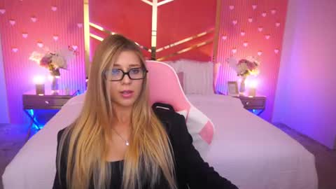 loveedove online show from July 23, 12:36 pm