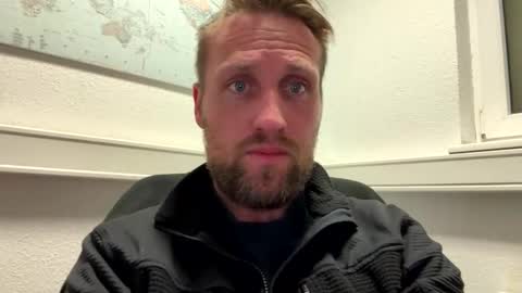 lovefuesse online show from March 23, 8:41 am