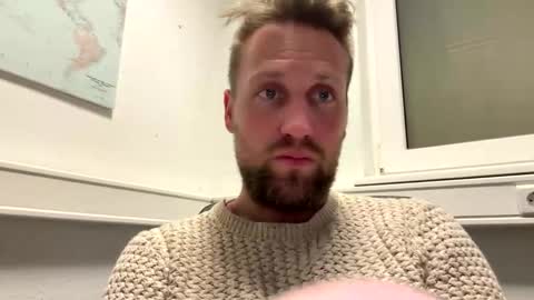 lovefuesse online show from March 13, 12:08 pm