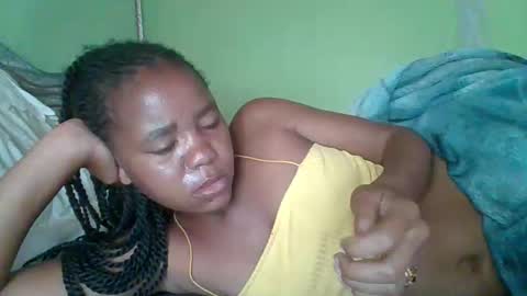 lovegal335 online show from April 15, 8:06 am